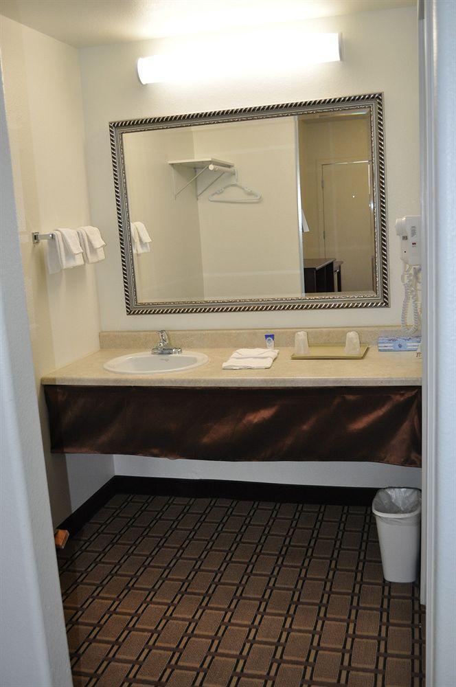 America Inn & Suites Ridgecrest Zewnętrze zdjęcie
